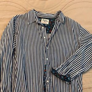 Light-weight Holding Horses Anthropologie Top